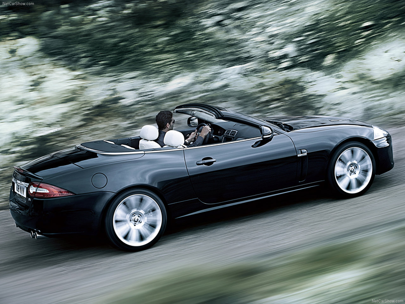 Illustration for article titled 2010 Jaguar XKR: 510 HP Pussycat Kills Even Faster